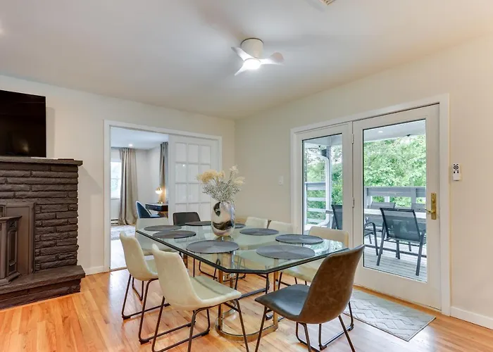 Canadensis Vacation Rental With Sauna